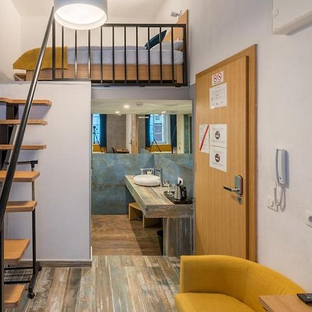 Tcz Wozna Aparthotel Познан Екстериор снимка