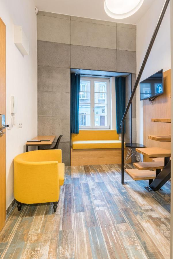 Tcz Wozna Aparthotel Познан Екстериор снимка